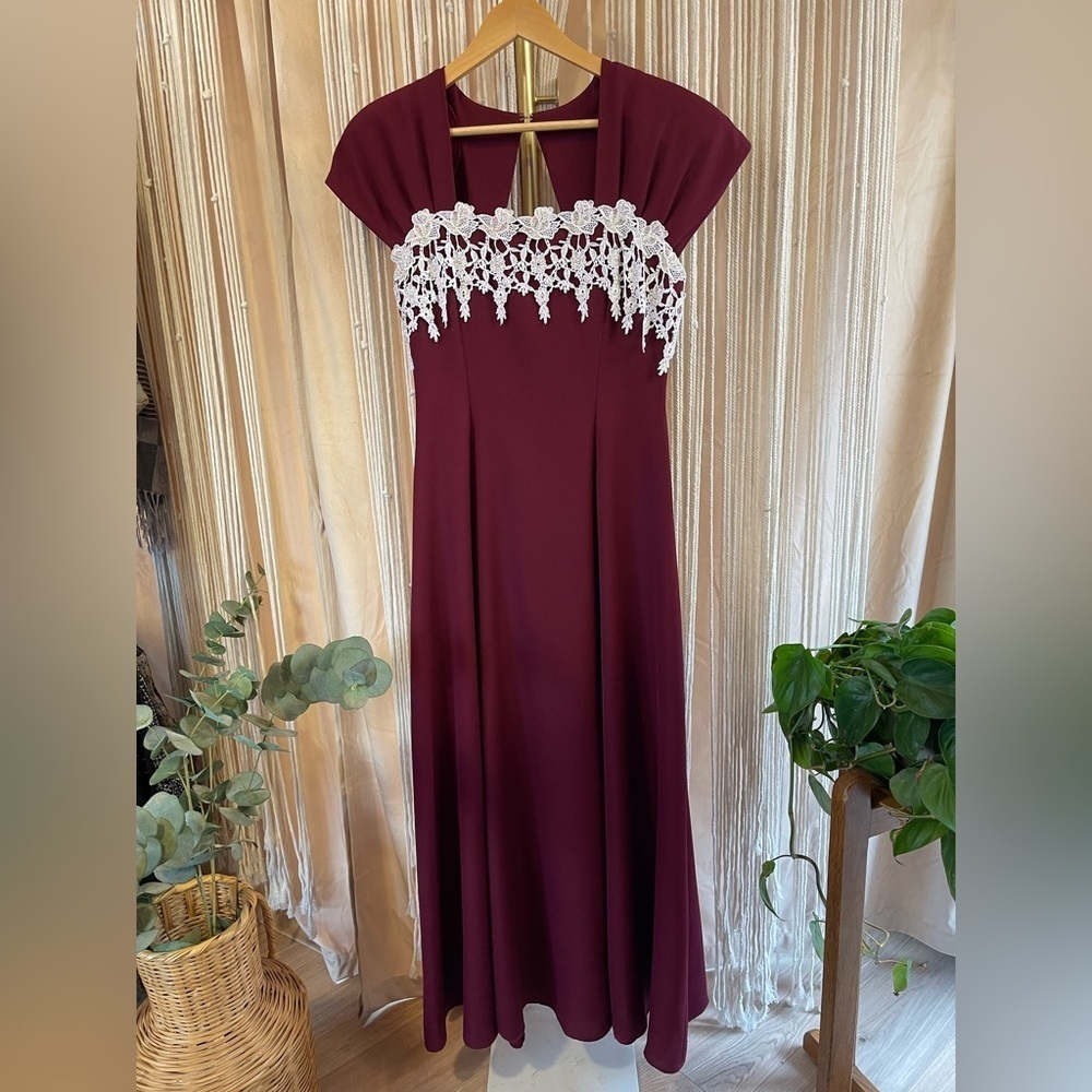 Vintage 1990s Holiday Evening Gown Bow crochet lace burgundy white size Small S